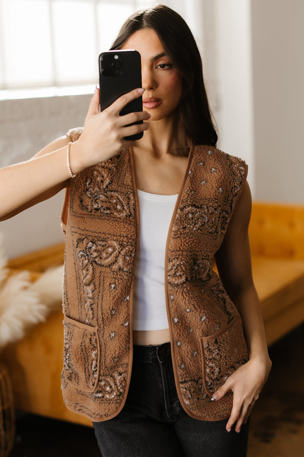 Brown Sherpa Paisley Print Pocketed Western Fashion Vest Jacket