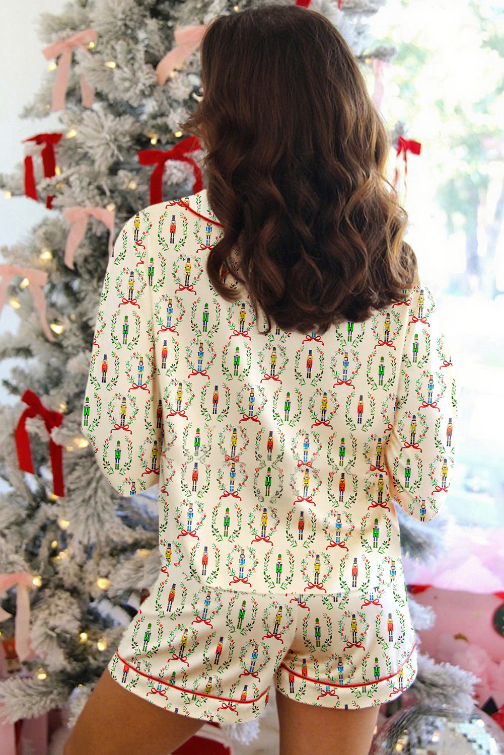 Beige Nutcracker Print Contrast Trim Tied up Bow Silky 2pcs Pajama Set