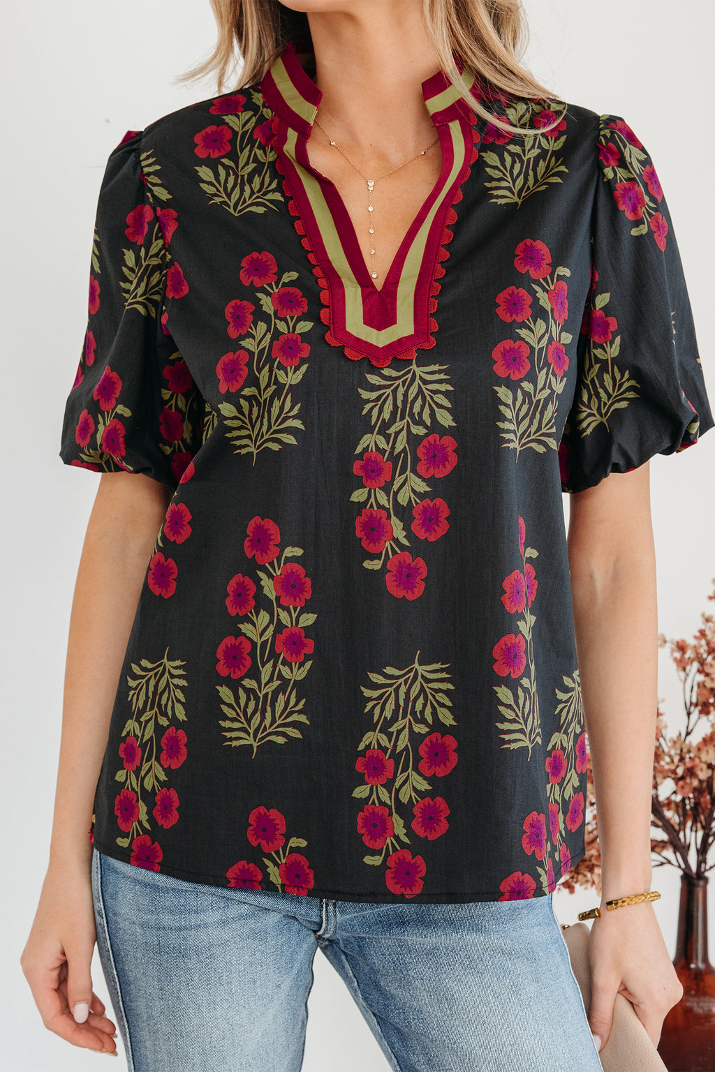 Black Floral Short Bubble Sleeve Contrast Slit Neckline Blouse