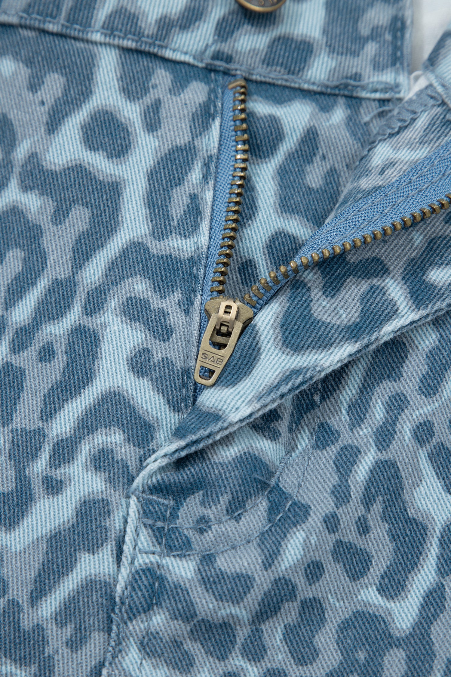 Sky Blue Leopard Frayed Edge Wide Leg High Waist Jeans