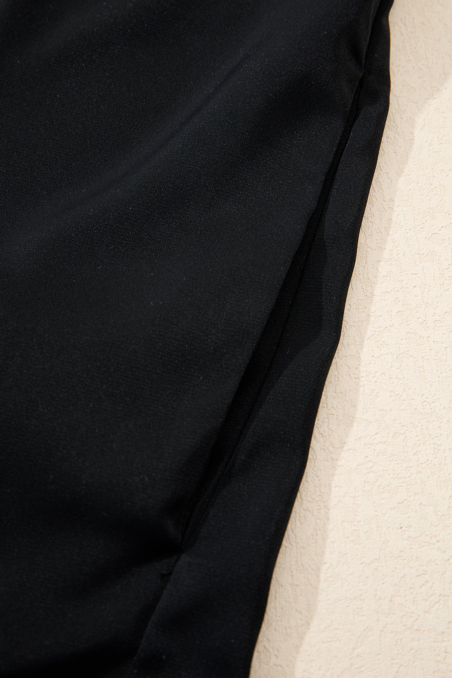 Black Plus Size Leopard Patchwork V Neck 3/4 Sleeve Ruffle Hem Mini Dress